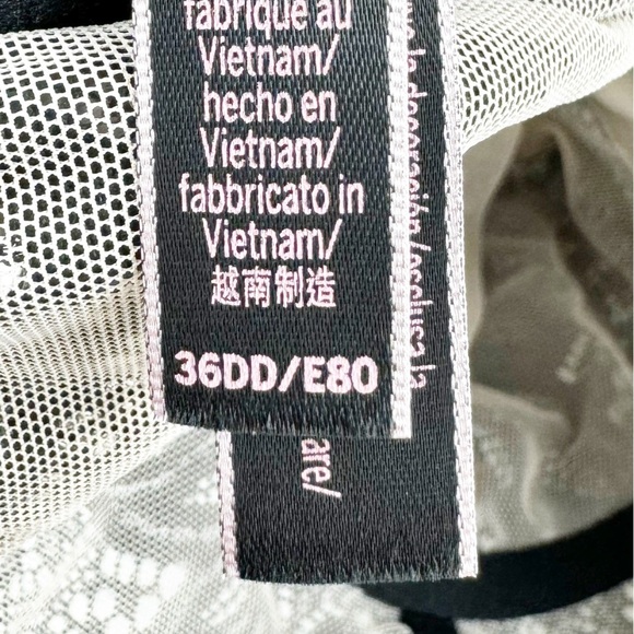 ✅ Victoria's Secret Plunge Lace Halter Long Line Bra Set SIZE 36DD BLACK - Picture 10 of 10